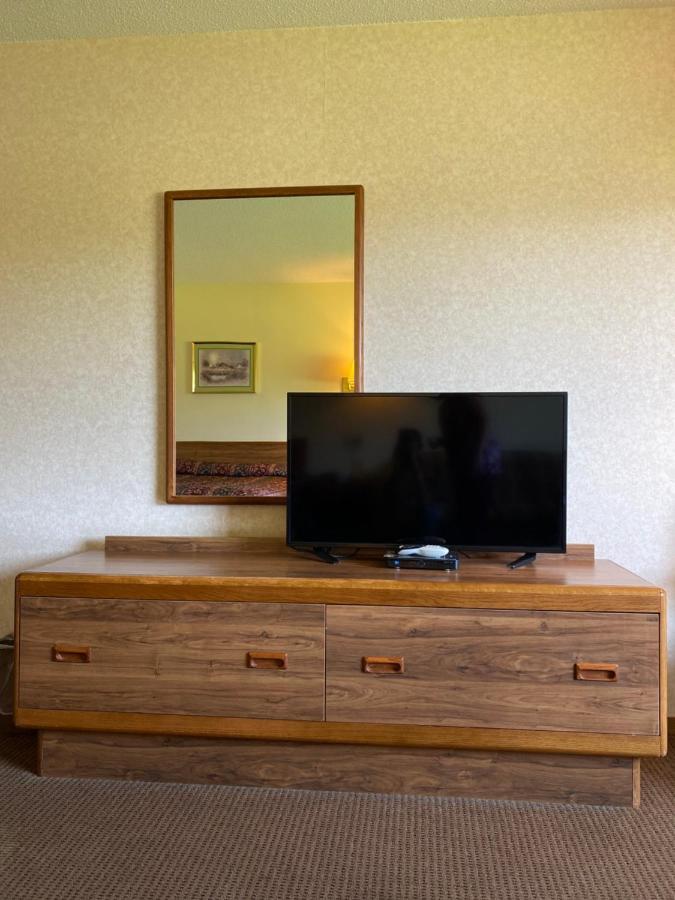 Amerivu Inn Prentice Εξωτερικό φωτογραφία